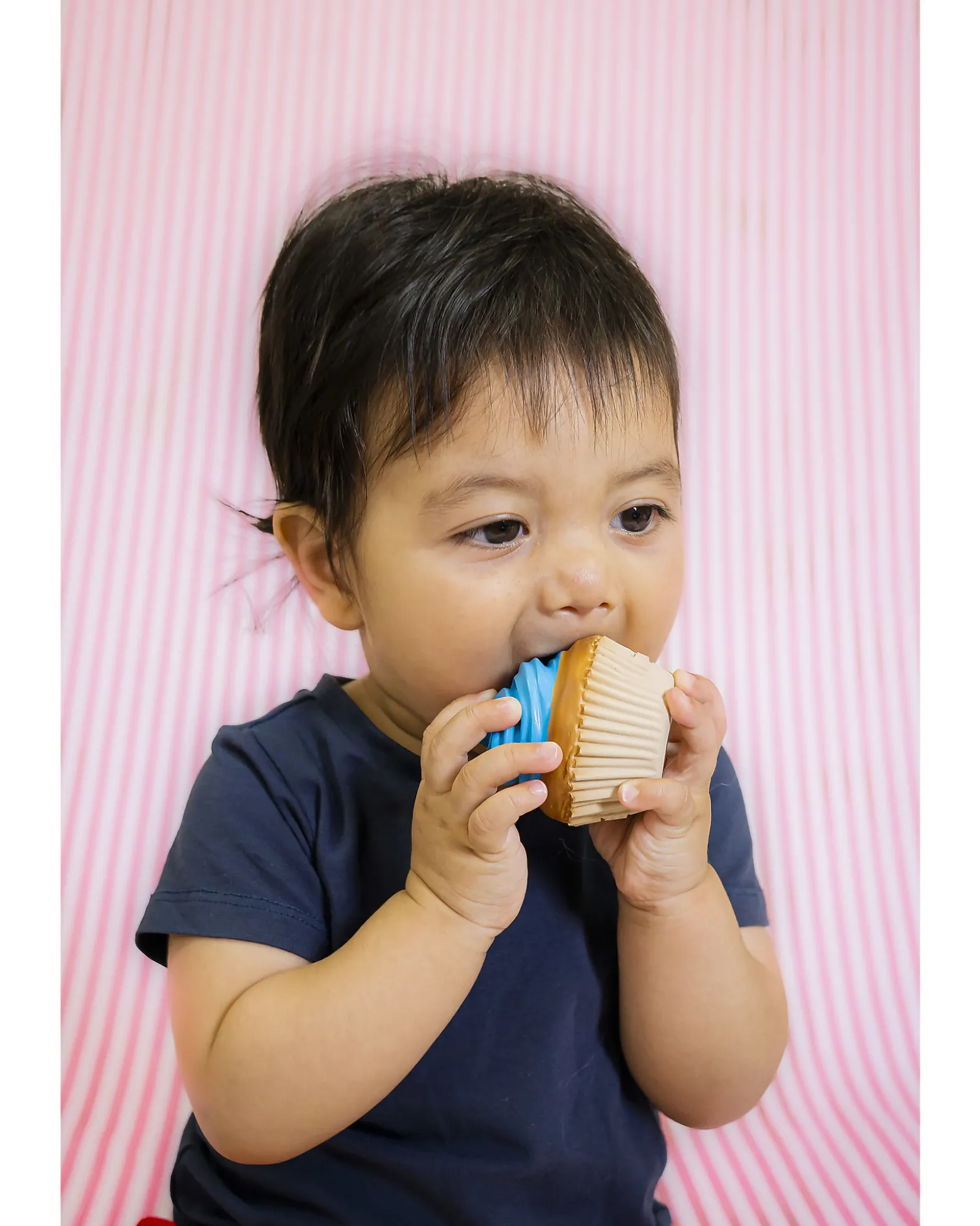3-in-1 Sonaglio Cupcake - Massaggiagengive - Gioco da Bagno - Bakery Items - 100% Caucciù Naturale