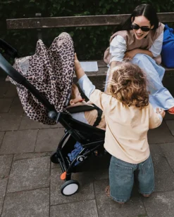 Passeggino YOYO3 Telaio Nero e Seduta Leopard - Dai 6 Mesi