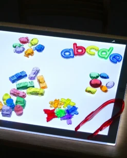 Set di Scoperta Traslucidi - 245 Pezzi - da 3 Anni - Per Lavagna Luminosa