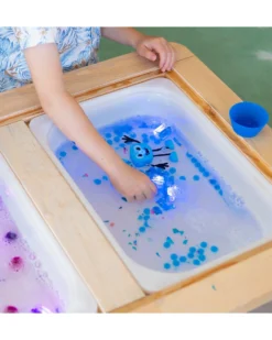 Set Personaggio Blair - con 2 Cubi Inclusi - Azzurro - Adatto da 3 anni - 100% Plastica Riciclata