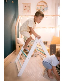 Triangolo Montessori Pikler Rainbow - Sunny Beach - Sviluppa Equilibrio e Agilità